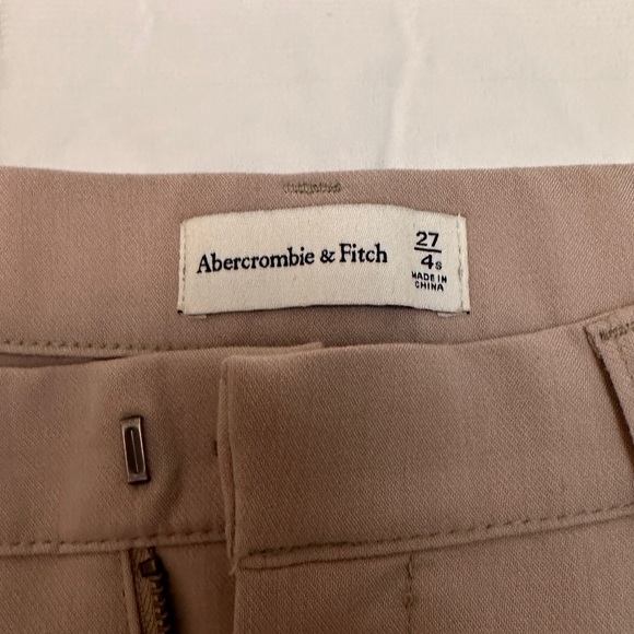Abercrombie & Fitch Tailored Relaxed Straight Pants - Picture 2 of 7